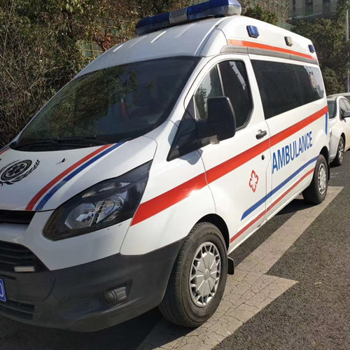 大方品质救护车出租,为您的健康出行负责